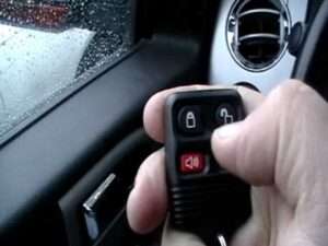 Can a Locksmith Program a Keyless Remote